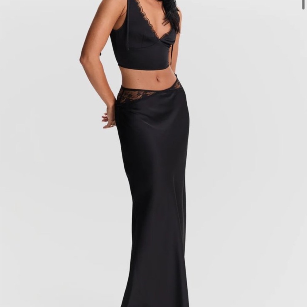 Elegant Black Skirt Set